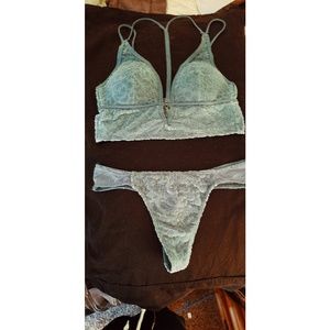 Victoria secrets PINK turquoise velvet set